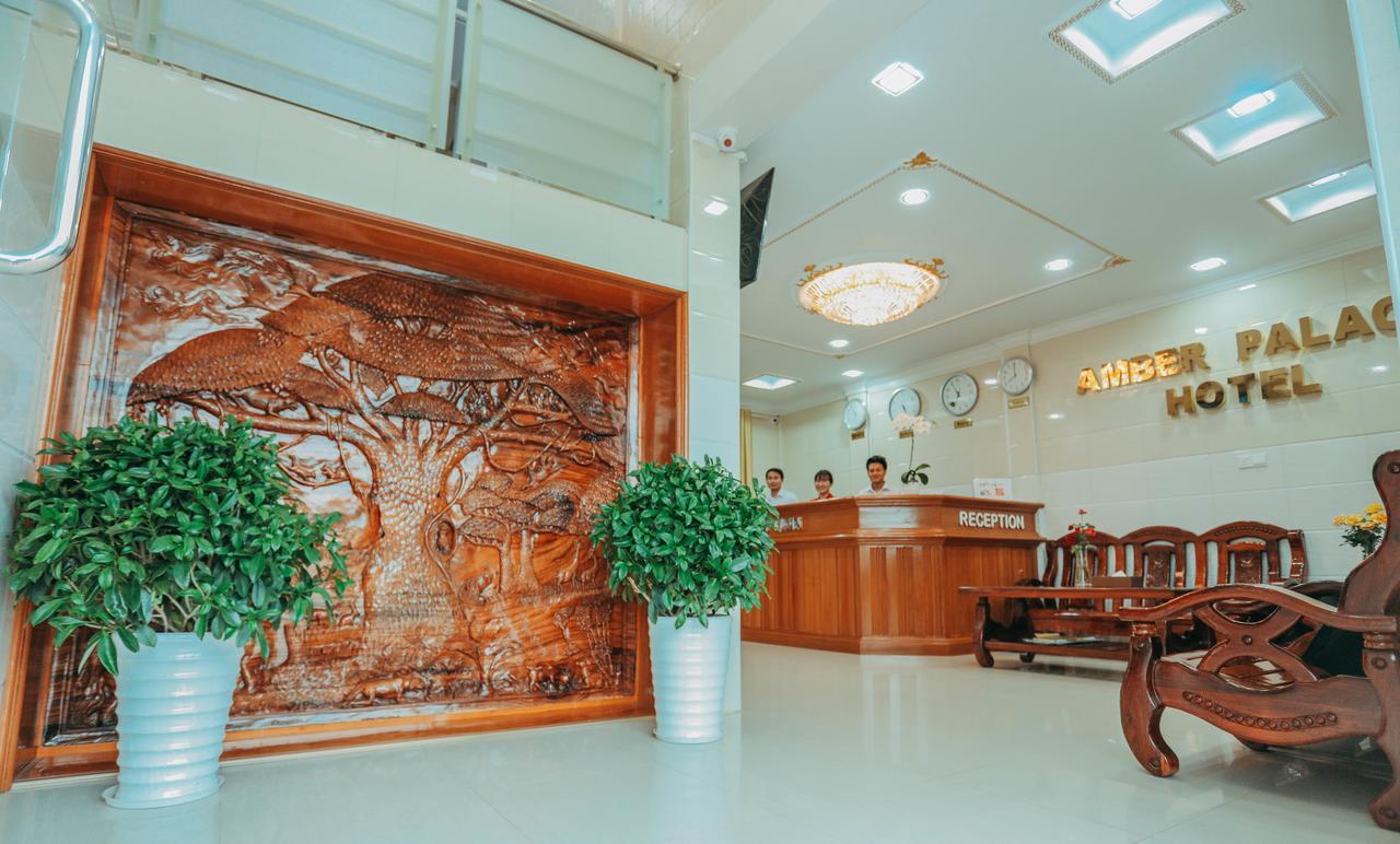 Amber Palace Hotel Myitkyinā エクステリア 写真