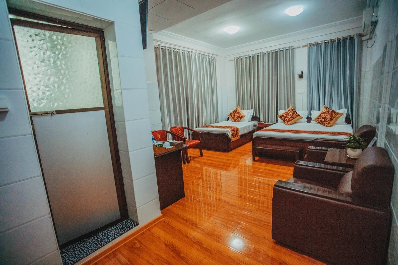 Amber Palace Hotel Myitkyinā エクステリア 写真